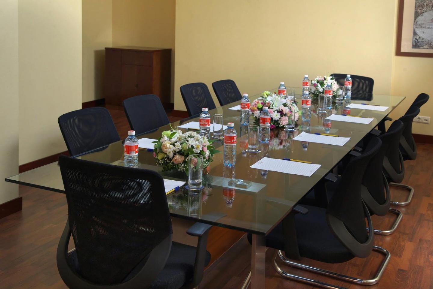 Grand Voyage Hotel Almaty Eksteriør bilde