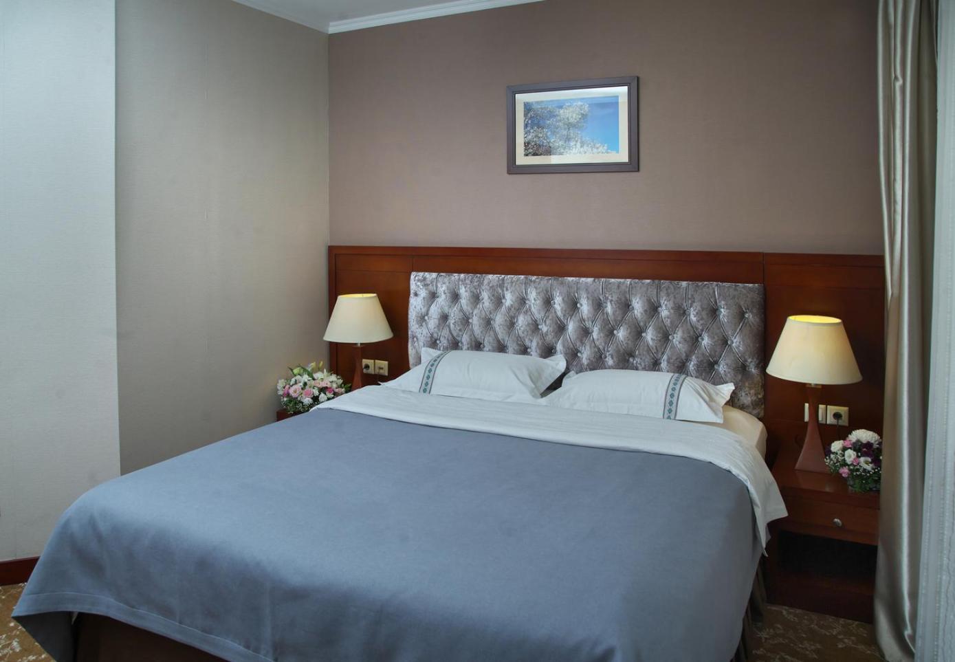 Grand Voyage Hotel Almaty Eksteriør bilde
