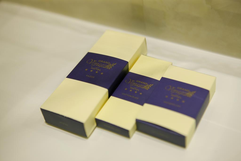 Grand Voyage Hotel Almaty Eksteriør bilde